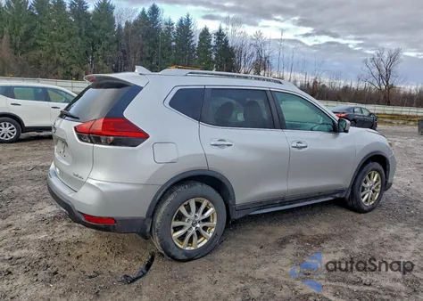 2017 Nissan Rogue Sv z USA, uszkodzony, nr VIN 5N1AT2MV3HC766601